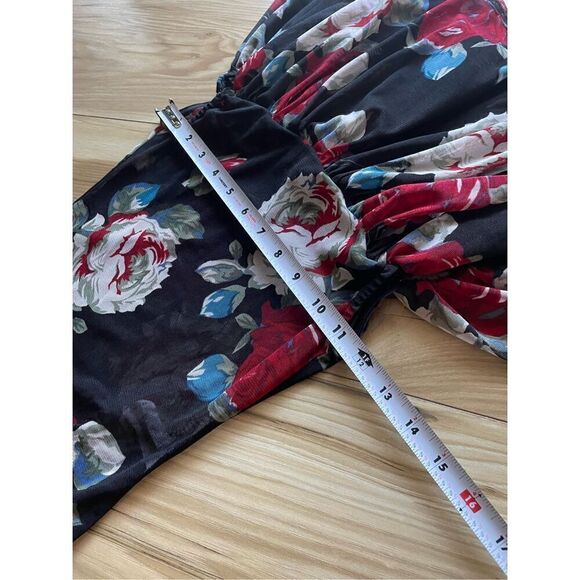 Vintage FASHION NOVA  Stretch Flowers bodysuit - Picture 5 of 6